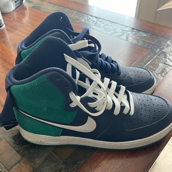 Like new men Air Force 1 - Picture 1 of 3